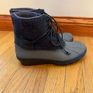 Women’s Sperry Saltwater Wedge size 9 Gray Winter Boots